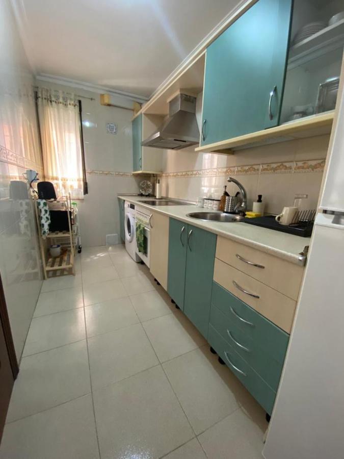 הואלבה Apartamento Familiar En Barrio Reina Victoria מראה חיצוני תמונה